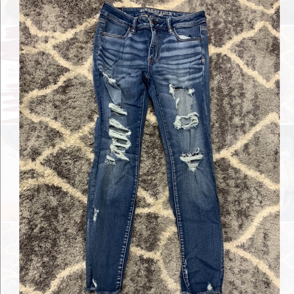 American Eagle Super High-Rise Distressed Jeggings